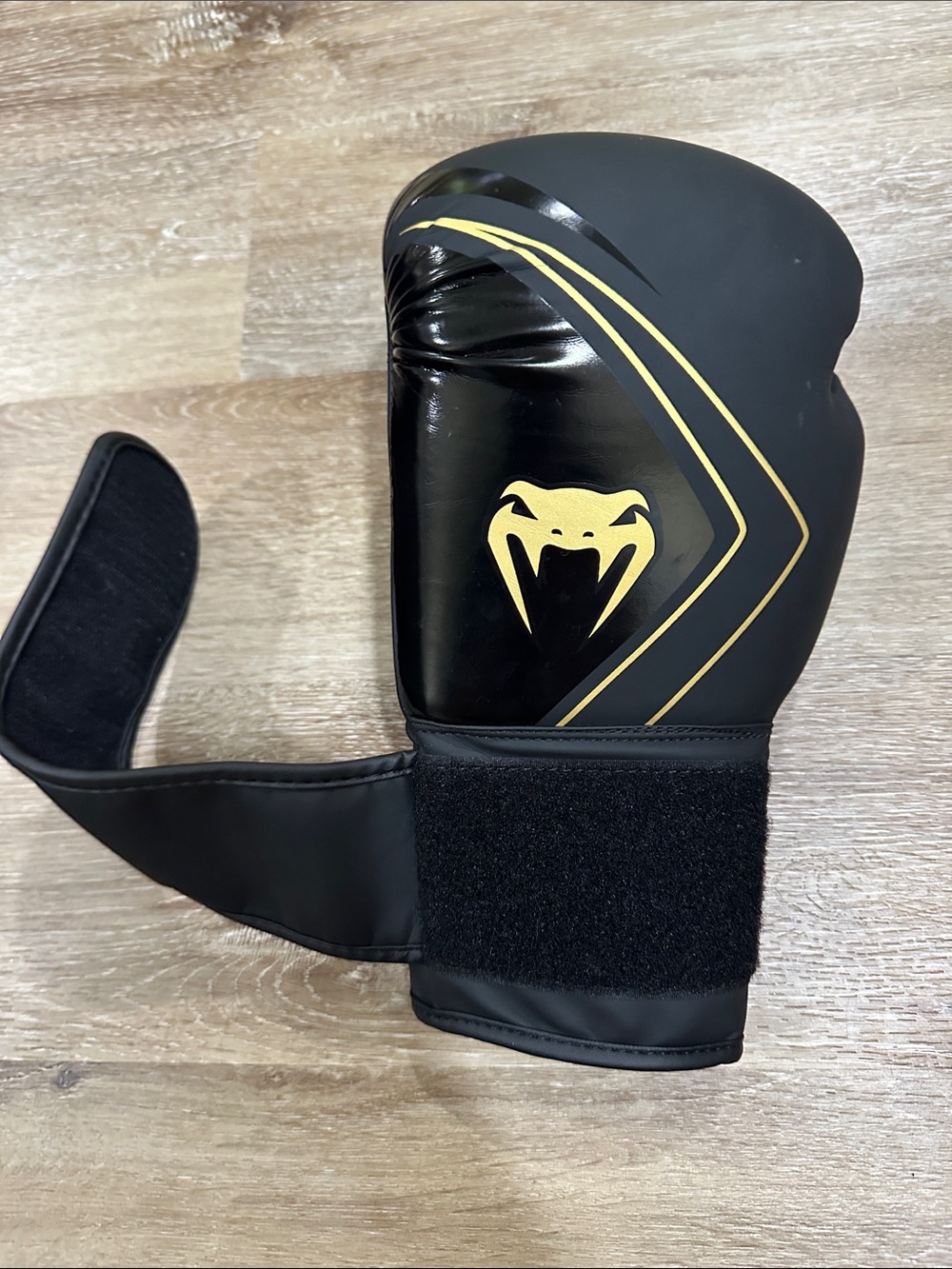 Black and Gold Men's Boxing Glove - replacement left hand